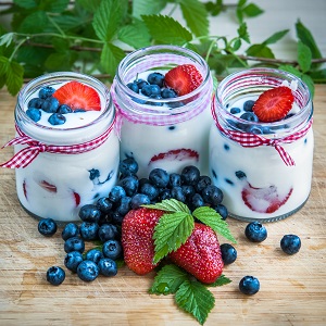 Bariatric-Health-Fresh-Fruit-Greek-Yogurt-KC-Bariatric
